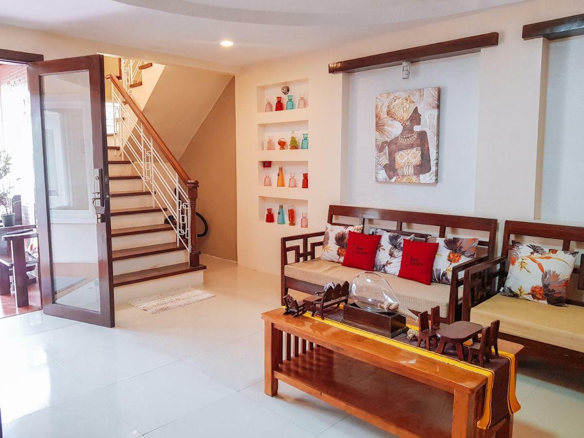 Reddoorz @ Caimito Drive Dampas Hotel Tagbilaran City Exterior photo