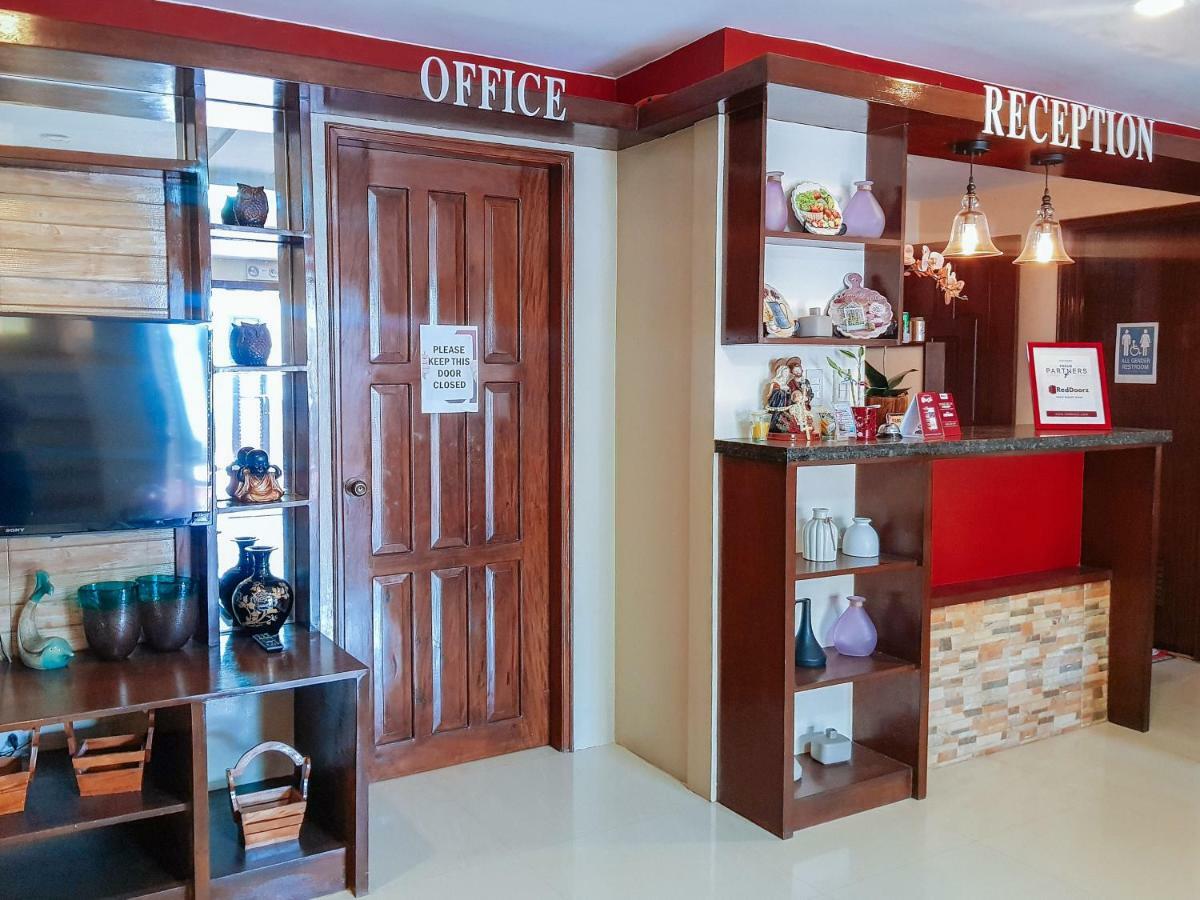 Reddoorz @ Caimito Drive Dampas Hotel Tagbilaran City Exterior photo